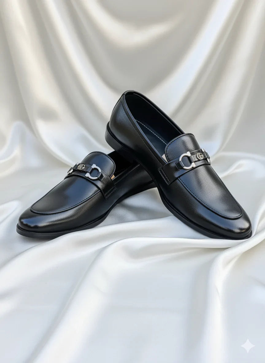 Handmade Fashion Buckle Shoes