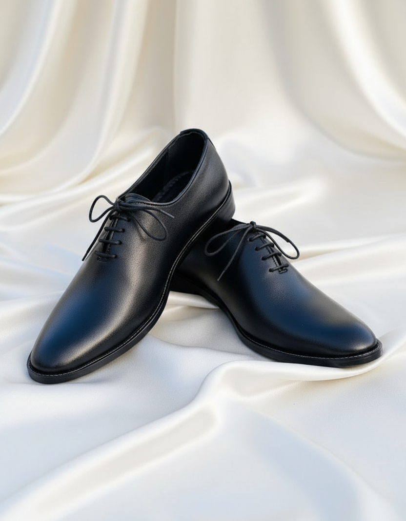 Classic Black Oxford – 100% Premium Quality
